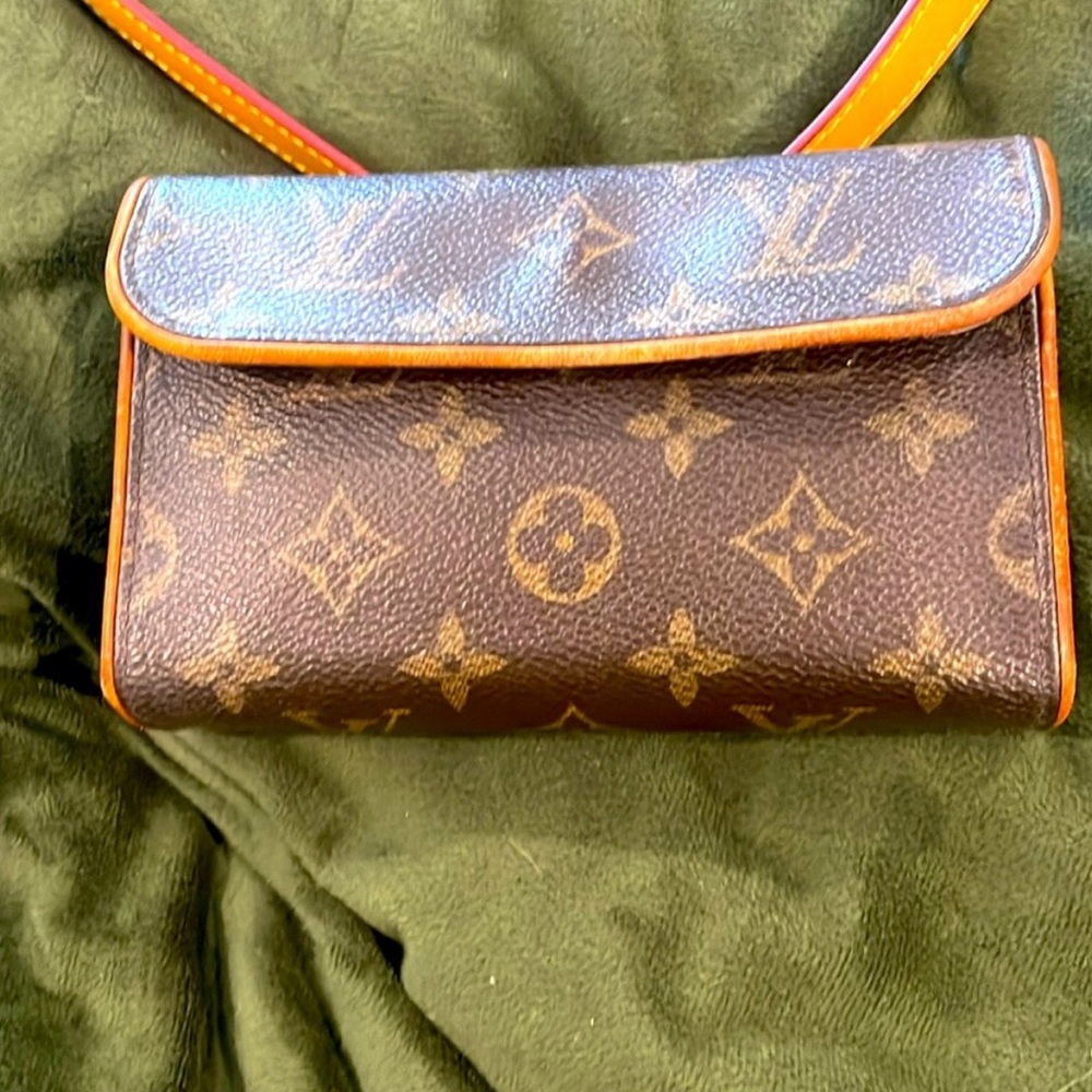LOUIS VUITTON POCHETTE FLORENTINE BUM BAG MONOGRAM #FL0052 Belt #FL0072🤎🤎
